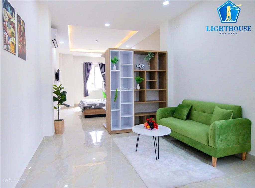 Căn hộ cao cấp 40m2 dạng vách ngăn, full nội thất có thang máy hầm xe, ngay ngã tư phú nhuận