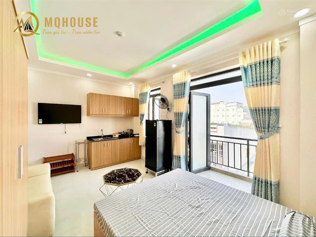 Căn hộ cao cấp hầm xe thang máy bảo vệ, nhà mới xây full nội thất mới tiện di chuyển quận 1, metro