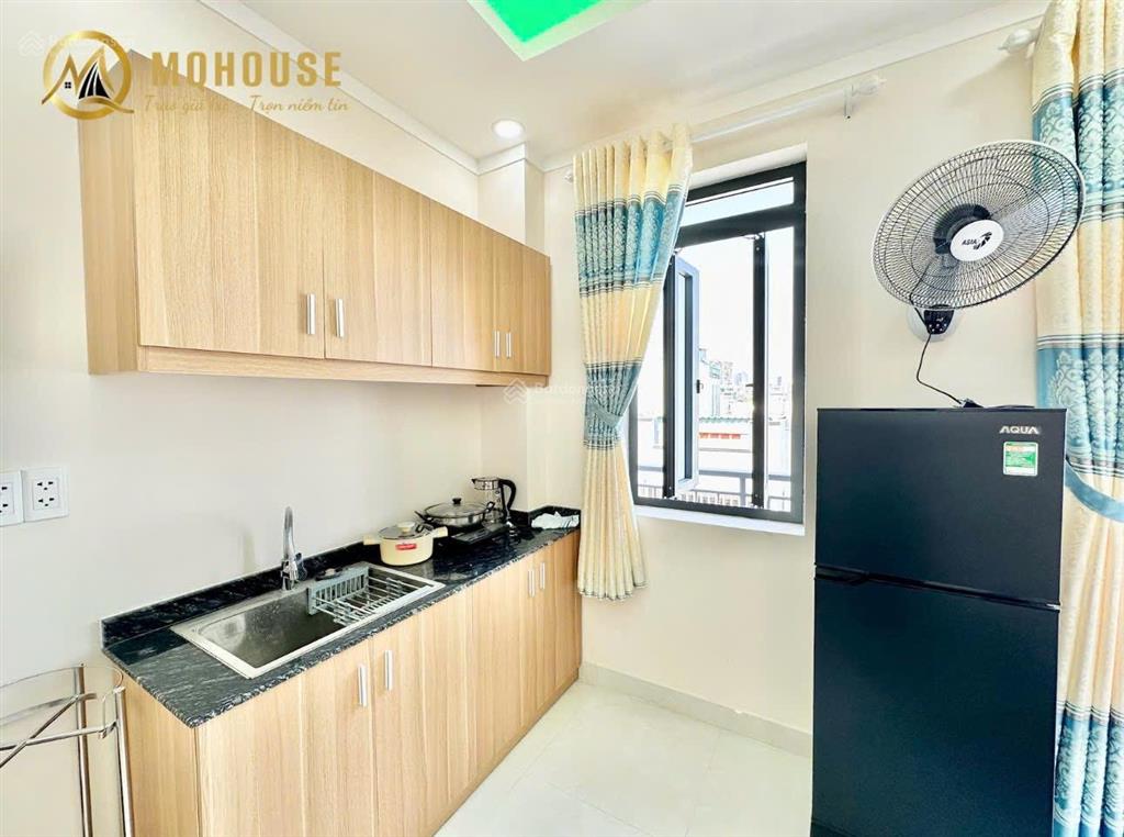 Căn hộ cao cấp hầm xe thang máy bảo vệ, nhà mới xây full nội thất mới tiện di chuyển quận 1, metro