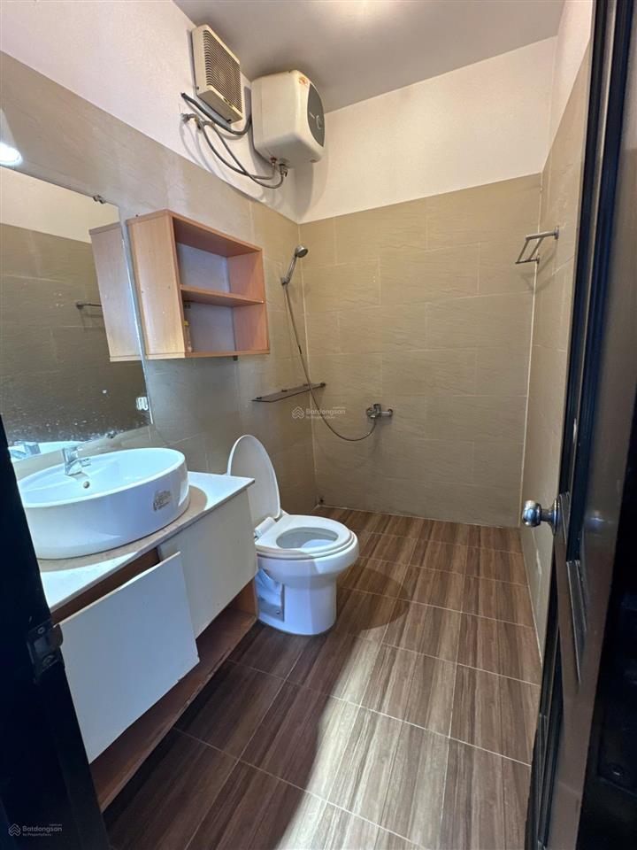 Chung cư thanh niên 2pn2wc 80m2 full nội thất điện nước giá nhà nước ngay gần ngã 4 hàng xanh