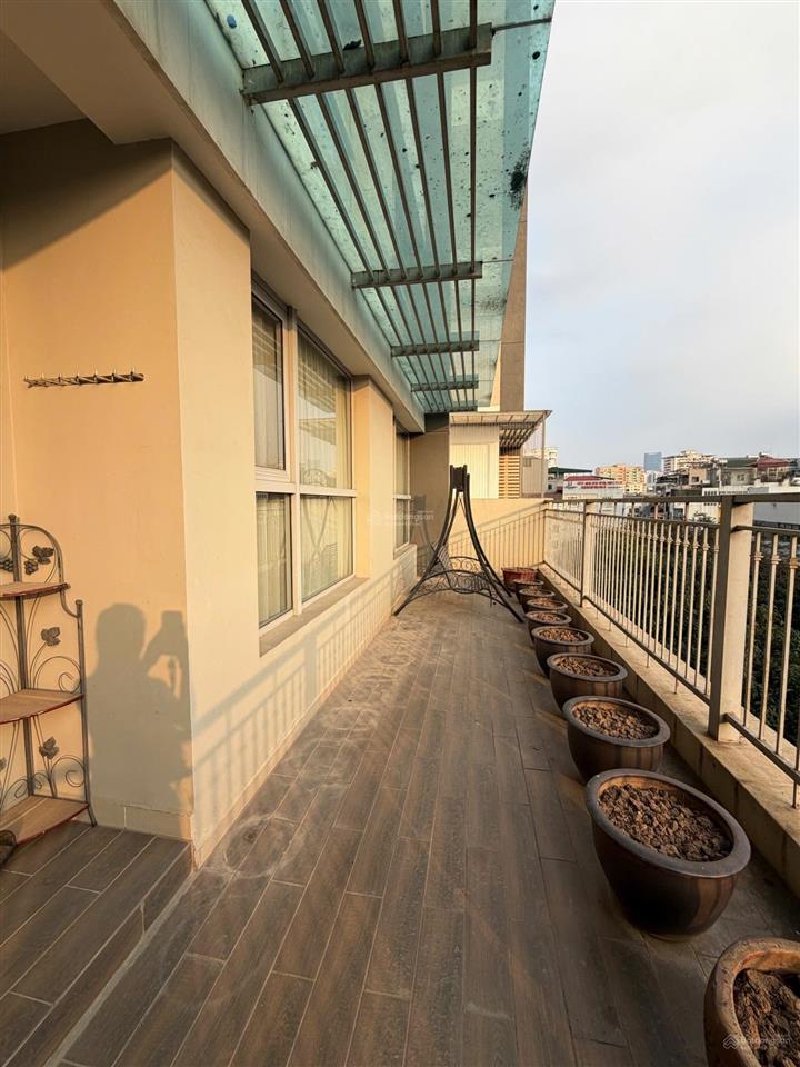 Chính chủ cho thuê căn hộ chung cư vinhomes gardenia có ban công rộng nhất dự án