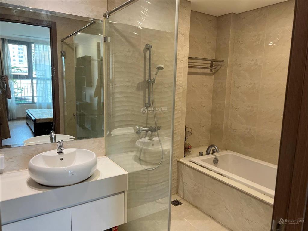 Chính chủ cho thuê căn hộ chung cư vinhomes gardenia có ban công rộng nhất dự án