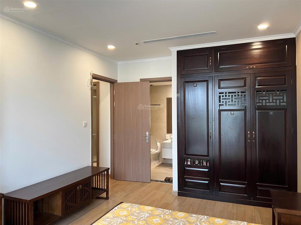 Chính chủ cho thuê căn hộ chung cư vinhomes gardenia có ban công rộng nhất dự án