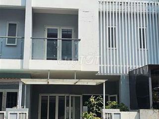 Bán nhà Mega Village Khang Điền, hiện trạng thô, 75m2, xây 3 tầng