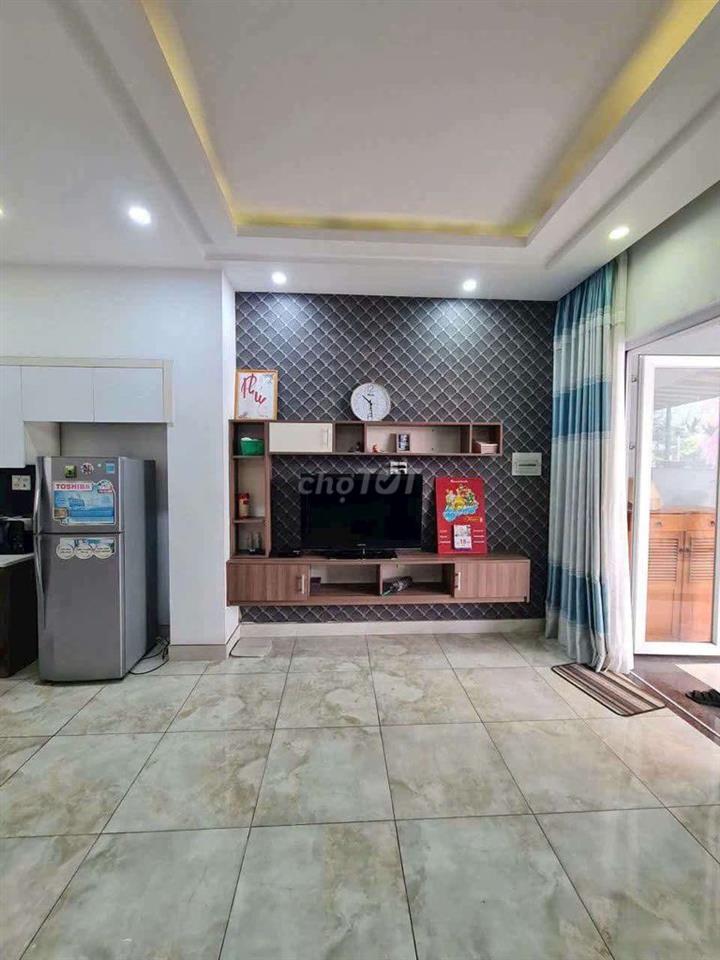Cho thuê nhà Mega Village Khang Điền, 3 tầng, 3 PN, giá 13.5tr