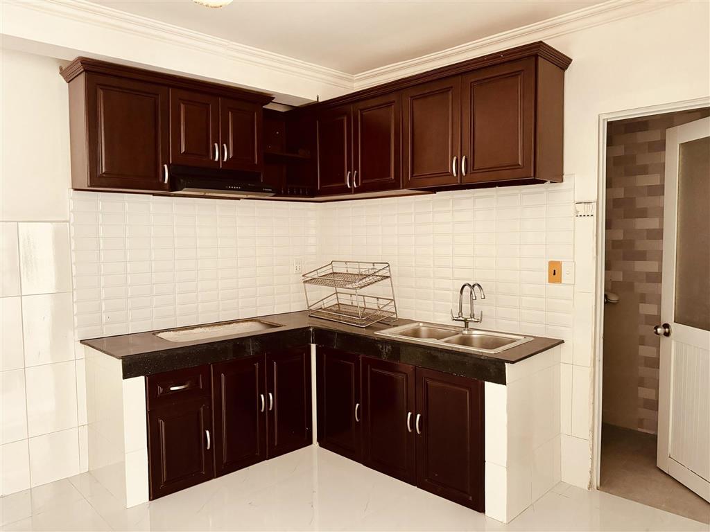 Nhà cho thuê Nguyễn Xí, Bình Thạnh, DT 40m2, 2 tầng, 2 phòng ngủ, hẻm thẳng, an ninh, giá