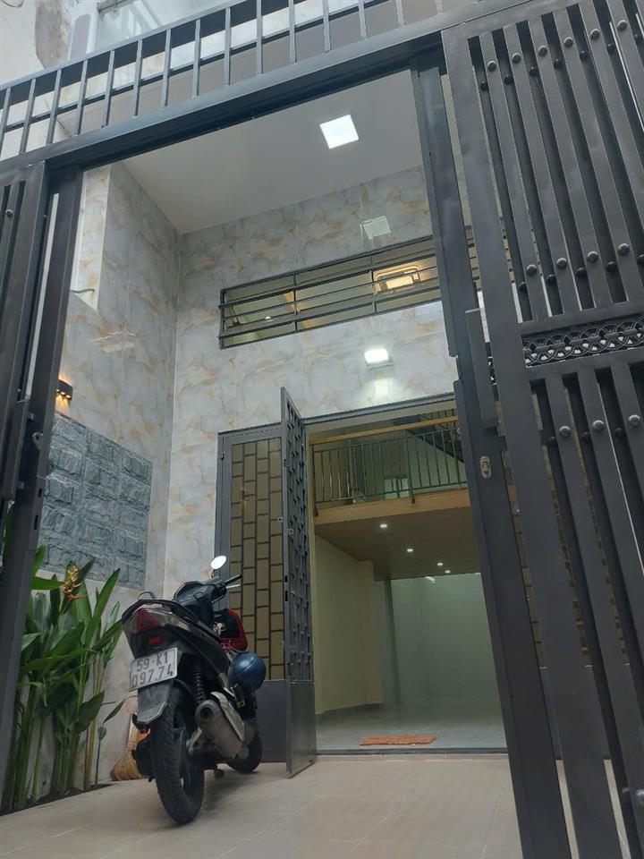 Bán nhà Trường Sa, Phú Nhuận, DT, 60m2, Trệt + lửng + lầu, hẻm 1 trục thông, sạch sẽ, giá