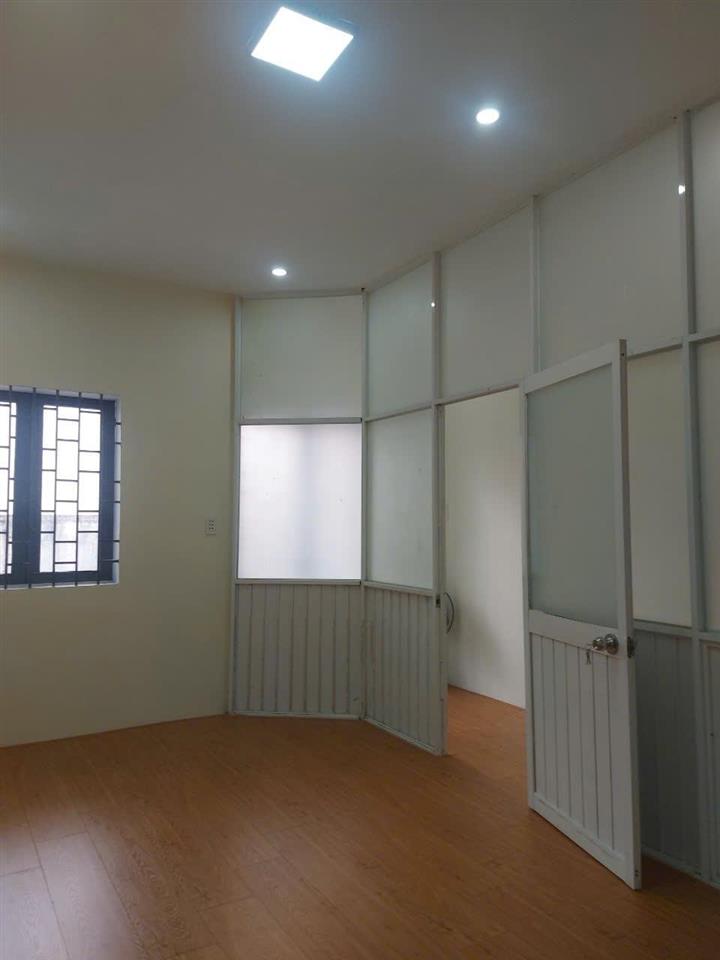 Bán nhà Trường Sa, Phú Nhuận, DT, 60m2, Trệt + lửng + lầu, hẻm 1 trục thông, sạch sẽ, giá