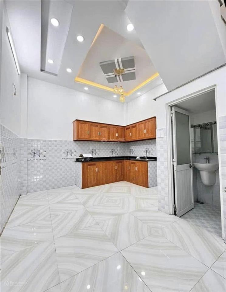 Chủ không ở nên cần bán nhanh căn nhà ngộp đầu bình tân