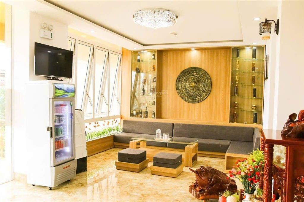 Bán gấp khách sạn 30 phòng tại trung tâm tp buôn ma thuột