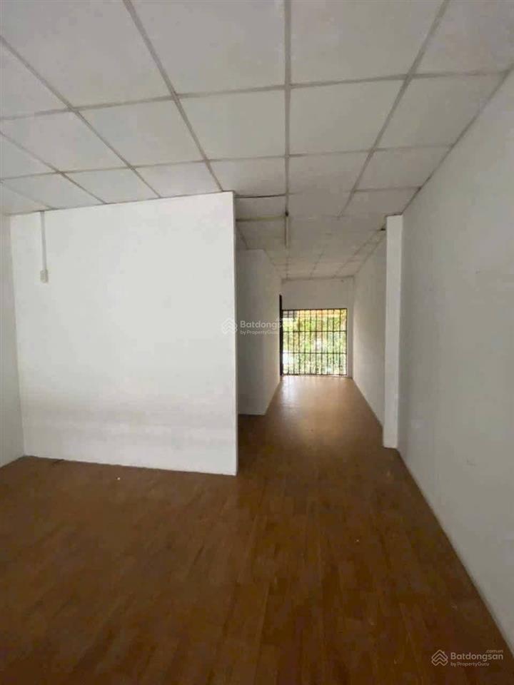 Bán căn nhà kinh doanh mặt tiền trung tâm phố  diện tích 160m2  full thổ cư  nở hậu  giá7,9tỷ