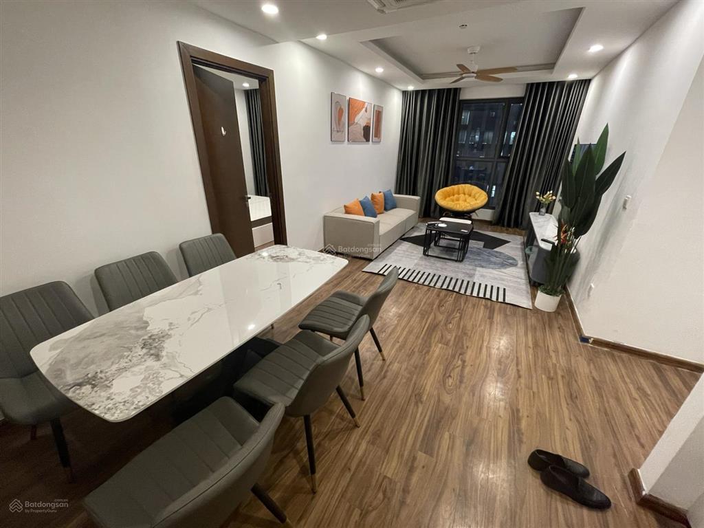 Hot ! chính chủ gửi cho thuê căn hộ golden west. 96m2, 3 phòng ngủ full đồ. giá chỉ 16tr/th