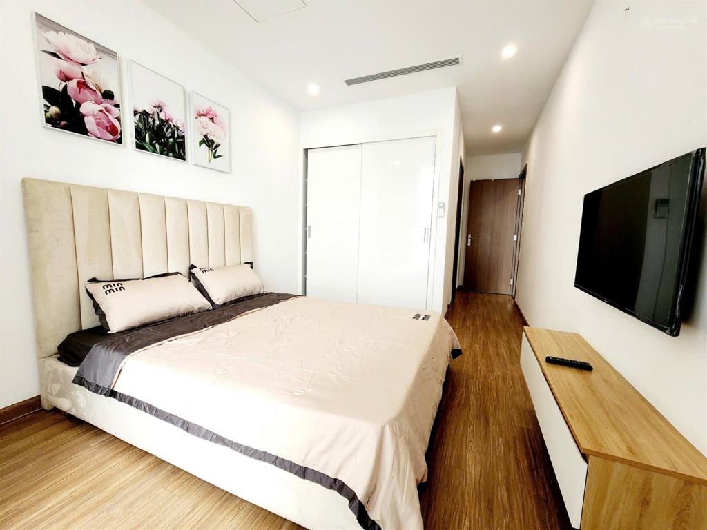 Hot! cho thuê căn hộ diamond flower 48 lê văn lương. 120m². 3 phòng ngủ full đồ 20tr/th