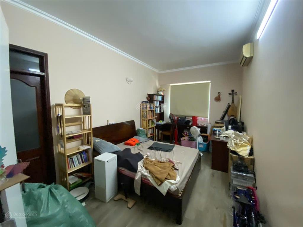 Hot! cho thuê căn hộ 34t mặt đường hoàng đạo thúy. 146m², 3 phòng ngủ full đồ đạc nội thất. 18tr