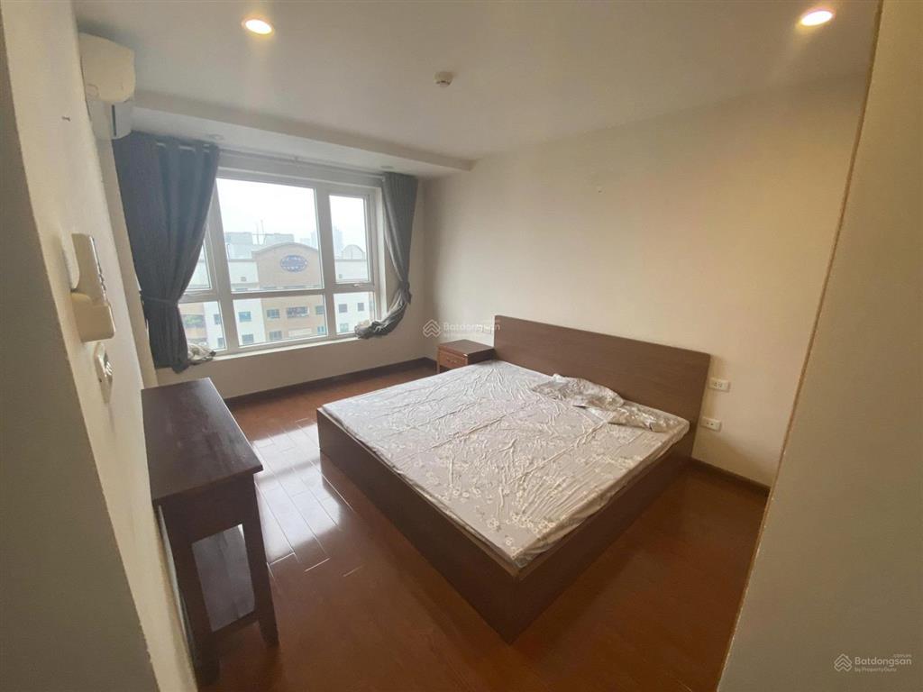 Hiếm! cho thuê căn hộ home city 83m². 3 phòng ngủ đồ cơ bản gắn tường. giá 16tr/th