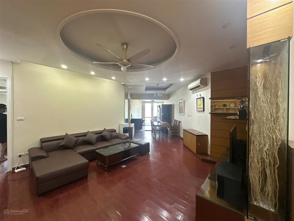 Nổi bật! cho thuê căn hộ 34t hoàng đạo thúy. 146m2, 3 phòng ngủ full đồ. giá 20tr/th.  0919 226 ***