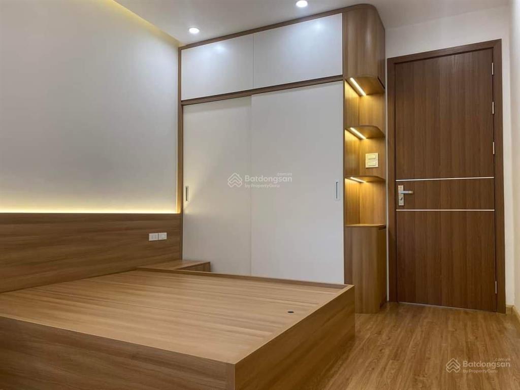 Nổi bật. cho thuê căn hộ n05 hoàng đạo thúy. 162m2. 3 phòng ngủ đồ cơ bản giá chỉ 18tr/tháng