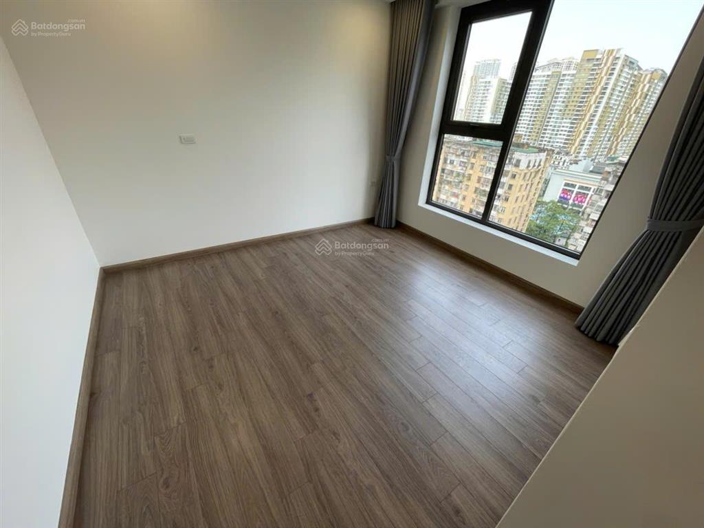 Hot! cho thuê căn hộ handico 33 lê văn lương. 85m2. 3 phòng ngủ đồ cơ bản giá chỉ 16tr/tháng