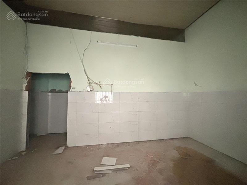 Giá đầu tư  dt lớn 140m2 thổ cư. ngay ngã 3 mỹ thành giao lê văn việt  nguyễn văn tăng