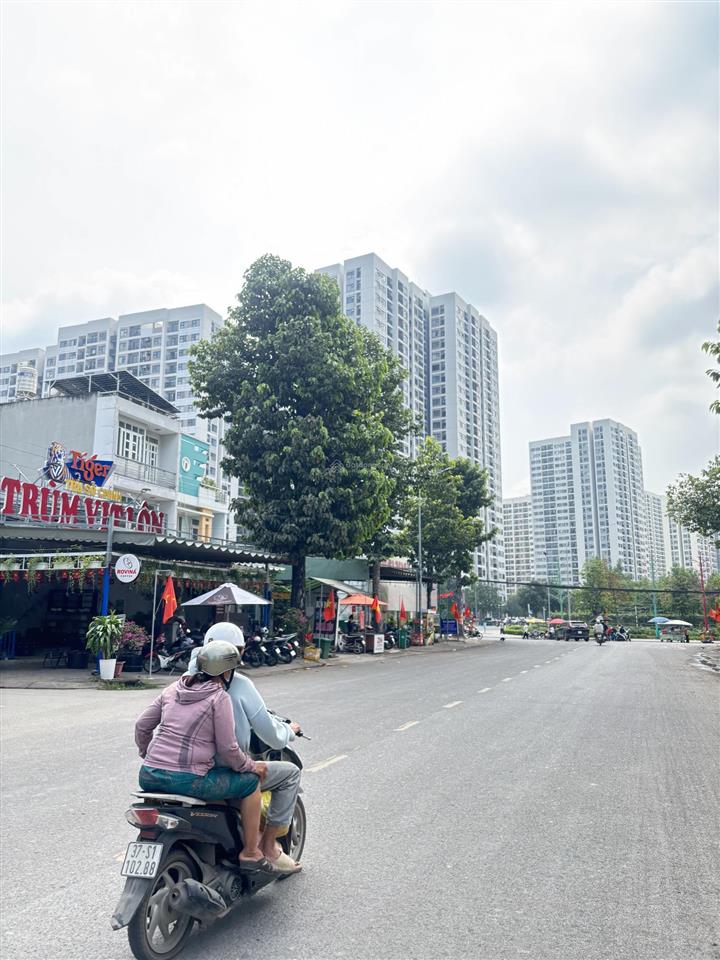 Nền đất phước thiện ngang lớn 7m . đơn giá tốt đầu tư. ngay vinhome ,trường thpt nguyễn văn tăng