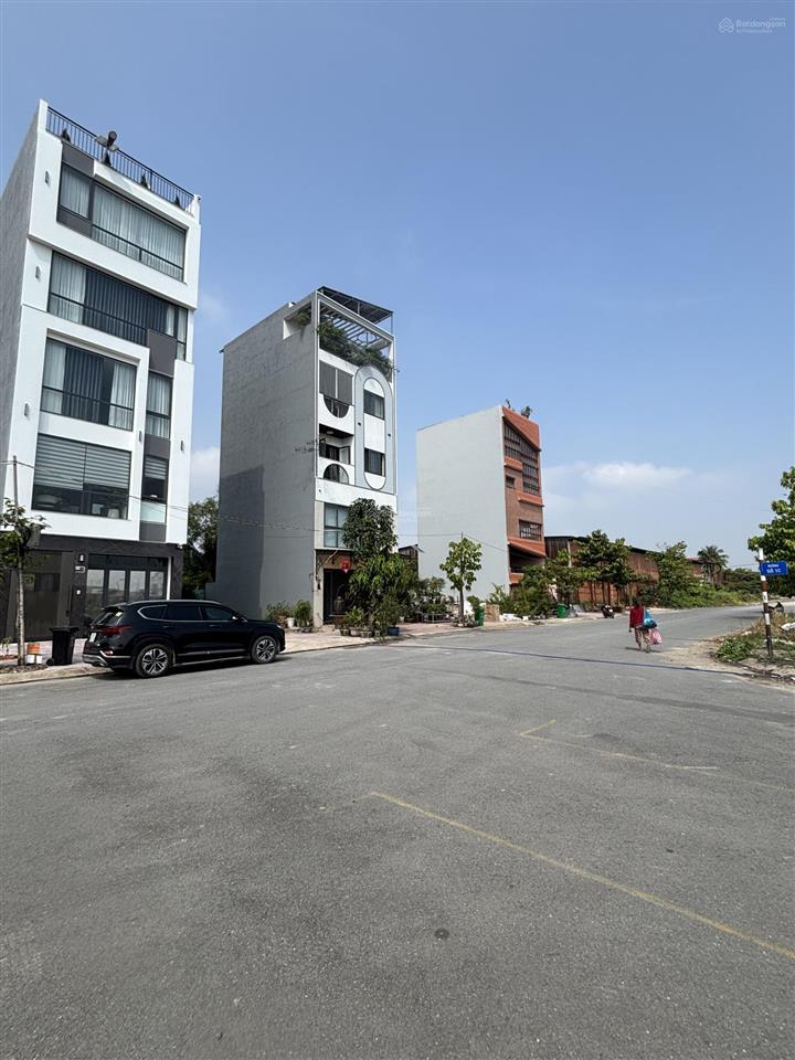 Nền đất phước thiện ngang lớn 7m . đơn giá tốt đầu tư. ngay vinhome ,trường thpt nguyễn văn tăng