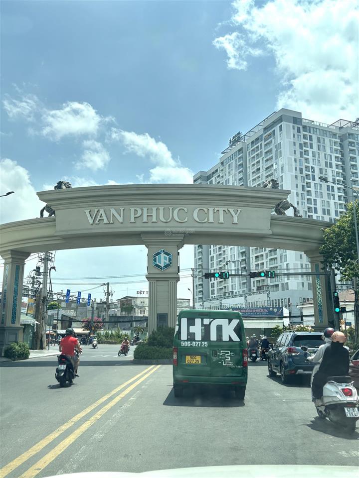 Toà shophouse mặt đường phố đi bộ tại vạn phúc city  làm văn phòng đại diện tập đoàn thương hiệu