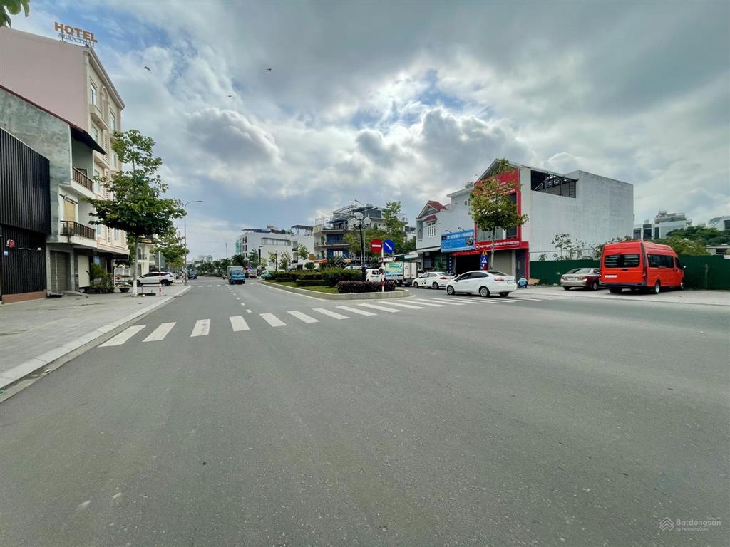 Bán nhà hẻm đường số 22 vcn phước long nam nha trang ngang 5,2m giá 5,5 tỷ( tl)