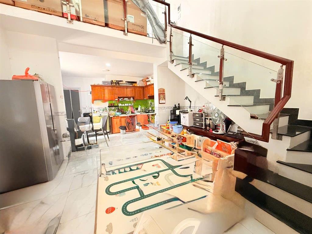 Bán căn góc hẻm hương lộ ngọc hiệp tổ 12 vĩnh hội nha trang giá 3 tỷ 500 triệu