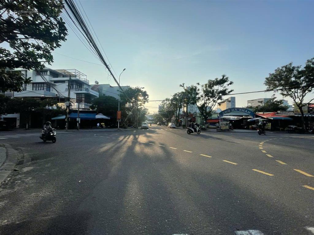 Chớp ngay nhà phố triệu việt vương đường 10,5 m  kinh doanh đỉnh  3 tầng mới đẹp  18 tỷ