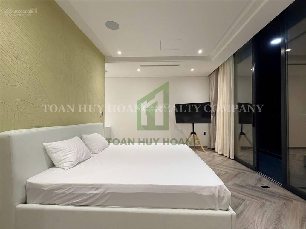 Cho thuê tuyệt tác ven sông cổ cò biệt thự one river đẳng cấp