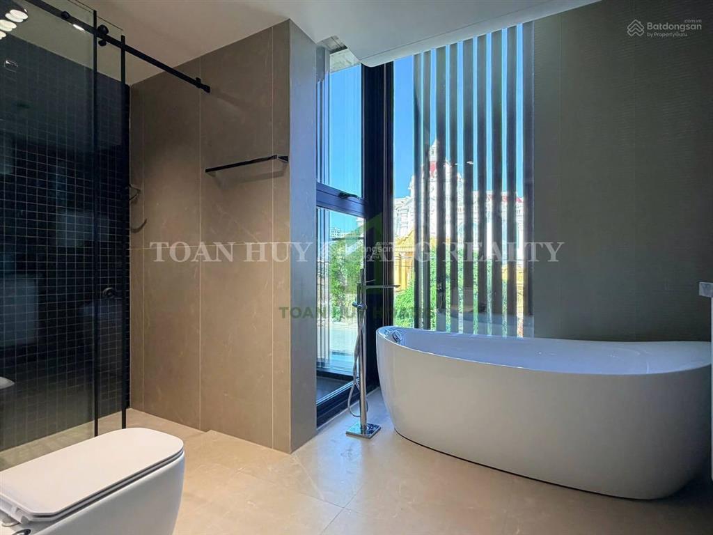 Biệt thự ven sông nghỉ dưỡng 5pn cho thuê one river đà nẵng  140 triệu/tháng