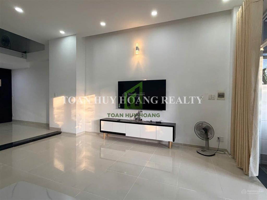 Cho thuê nhà phố euro village 1 khu compound an ninh 24/7