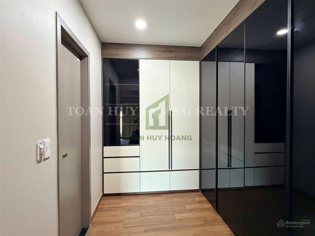 Căn hộ blooming tower 3pn làm mới 100% sang trọng cho thuê