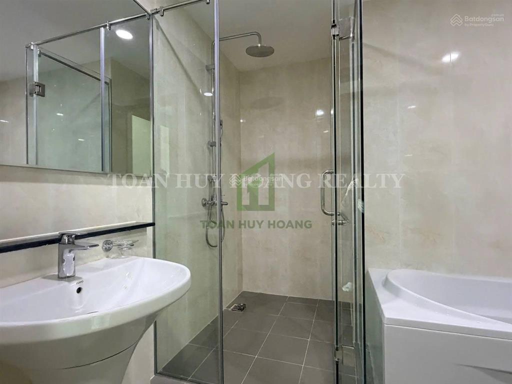 Căn hộ blooming tower 3pn làm mới 100% sang trọng cho thuê