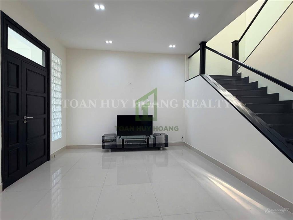 Cho thuê bt 4pn, 3wc, 150m2, 28 triệu vnd tại phúc lộc viên, đà nẵng  hot!