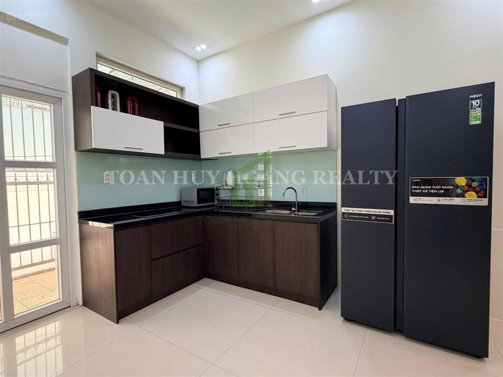 Cho thuê bt 4pn, 3wc, 150m2, 28 triệu vnd tại phúc lộc viên, đà nẵng  hot!