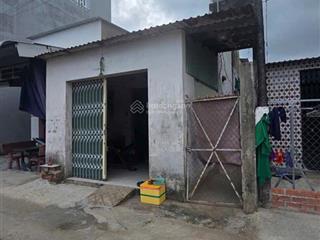 Bán dãy trọ 250m2 ở mỹ hạnh nam, có 5 phòng đang cho thuê. sổ riêng giá 1.99 tỷ.  0937 866 ***