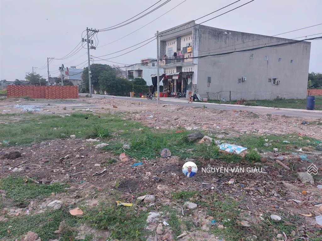 Bán đất 465m2 (15m x 31m) đường phan văn hớn, hóc môn chỉ 8,1 tỷ có 300m2 đất ở