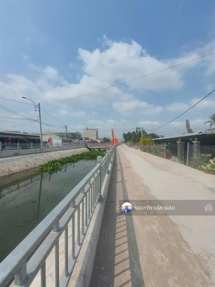 Bán 123m2 đất (6m x 20m) view bờ kè chỉ 4,97 tỷ tương lai tăng giá gấp 2  3 lần