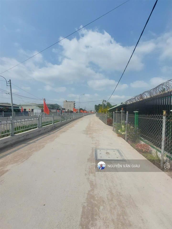 Bán 123m2 đất (6m x 20m) view bờ kè chỉ 4,97 tỷ tương lai tăng giá gấp 2  3 lần