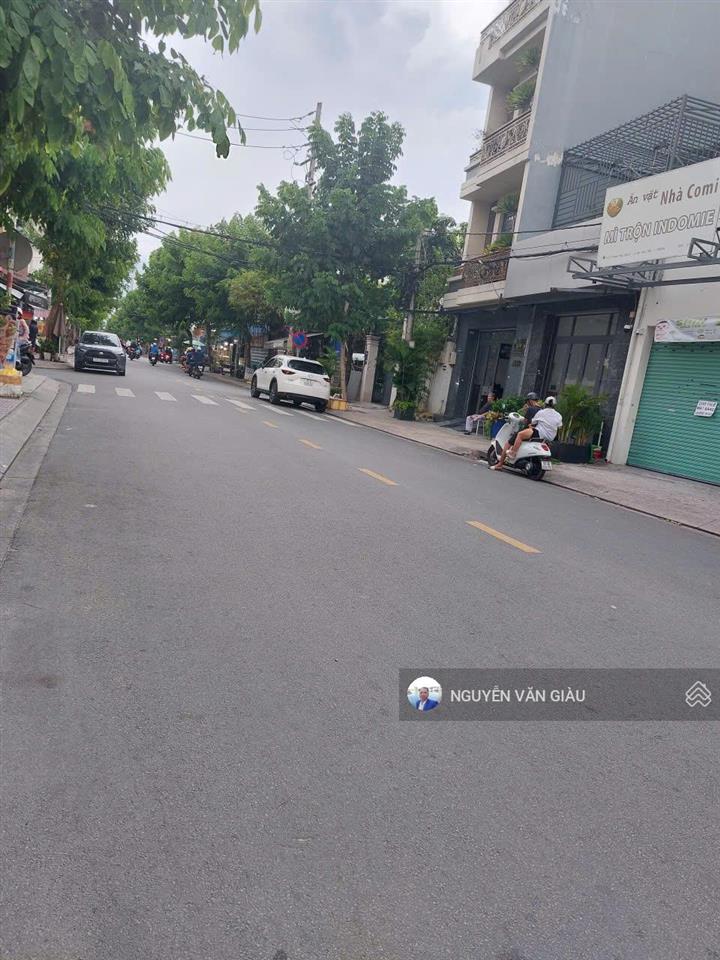Q12 cũ 5mx17,6m chỉ 3,2 tỷ  hẻm ô tô vào tới nơi  thấp hơn giá hm