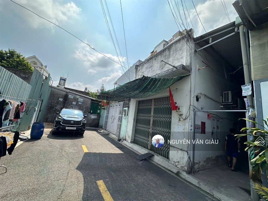 Nhà nguyễn ảnh thủ 5,7m x 19,8m hẻm 6m chỉ 6,1 tỷ