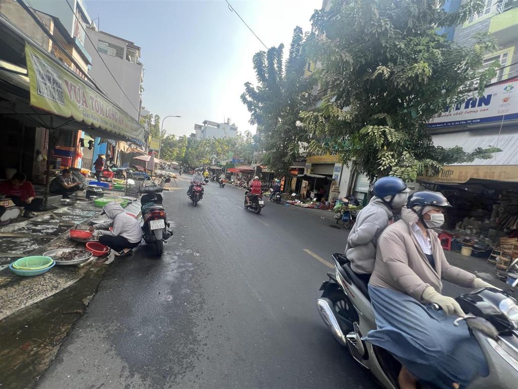 Bán gấp mặt tiền phạm văn bạch đoạn sung 260m2