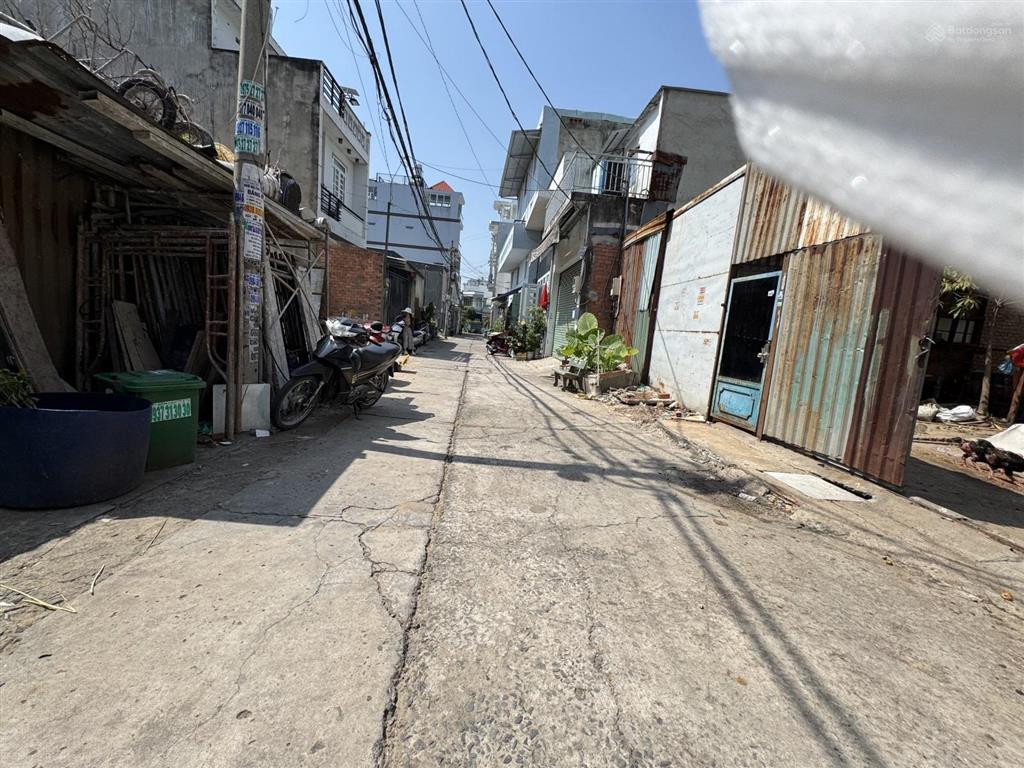 Bán gấp nhà 170m2 thống nhất ngay lotte nguyễn văn lượng