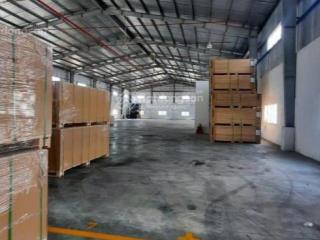 Bán gấp nhà gần 1600m2 ngay sát mặt tiền lê văn quới