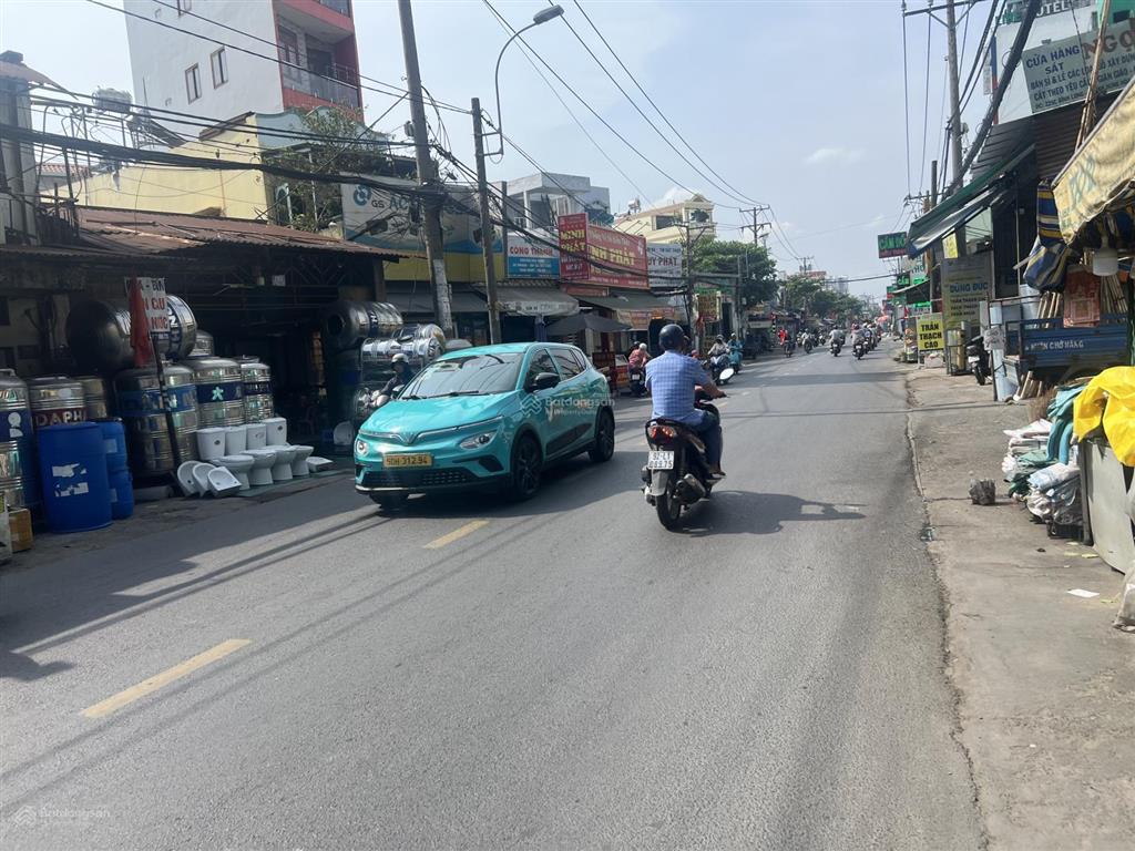 Ngợp bank bán gấp mặt tiền bình long 260m2