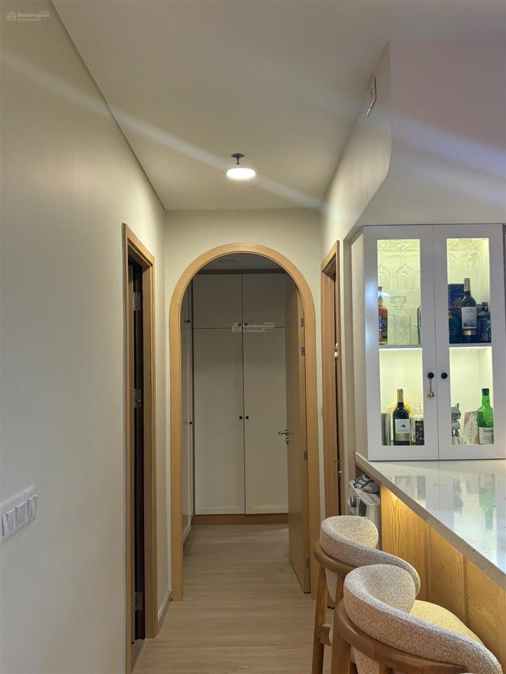 Bán căn hộ cc đẹp tại kingdom 101, 9,2 tỷ, 78m2, 2pn, 2wc