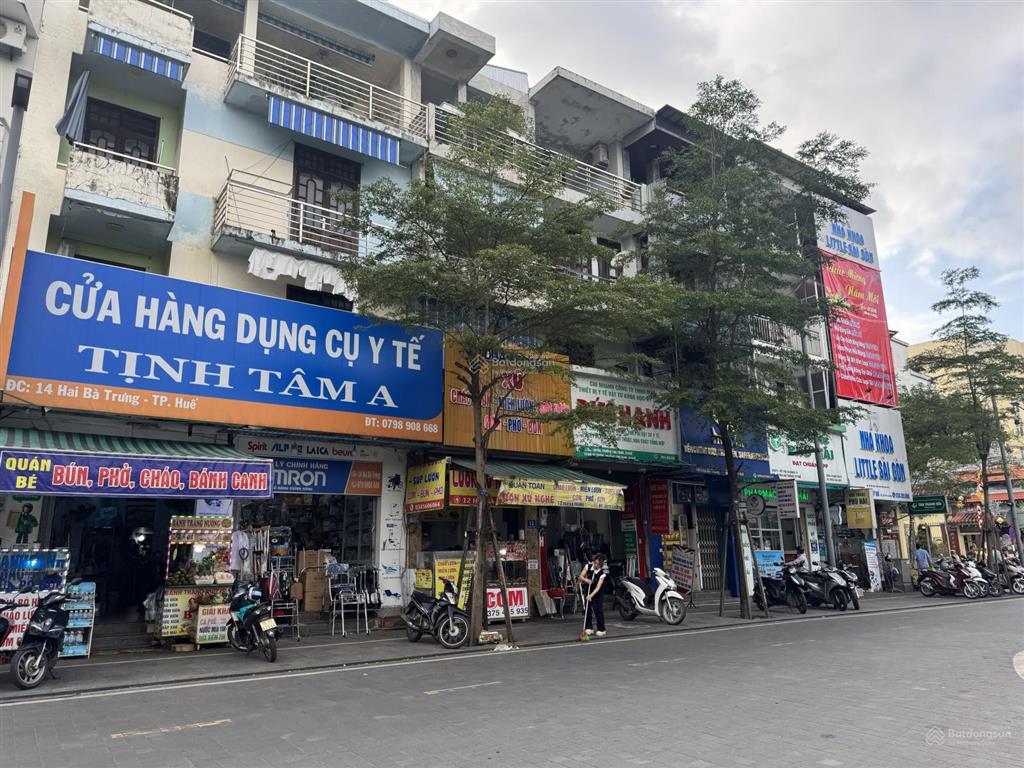 Bán nhà 4 tầng mặt tiền hai bà trưng