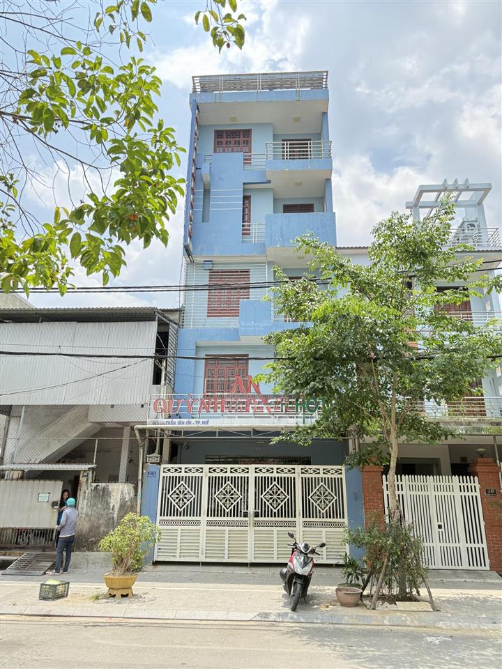Bán khách sạn 05 tầng thành phố huế