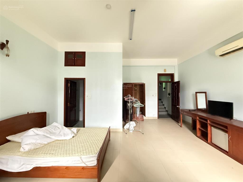 Bán khách sạn 05 tầng thành phố huế
